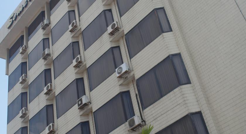 Отель Somerset Hotel