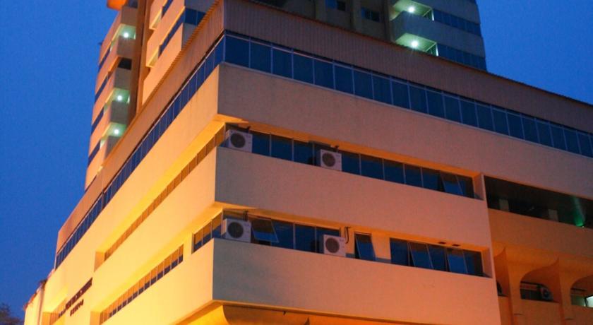 Отель Muar Traders Hotel