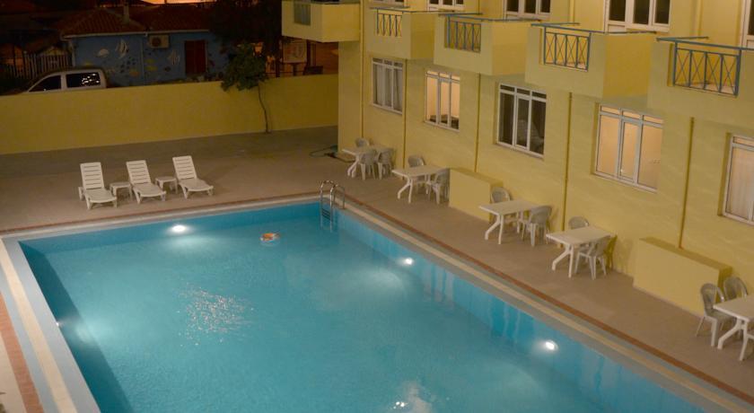 Отель Candarli Iseo Hotel