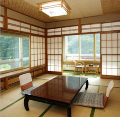 Отель Izumiya Ryokan
