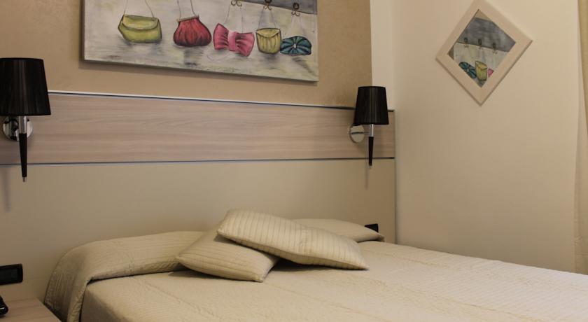 Отель Hotel Coccodrillo
