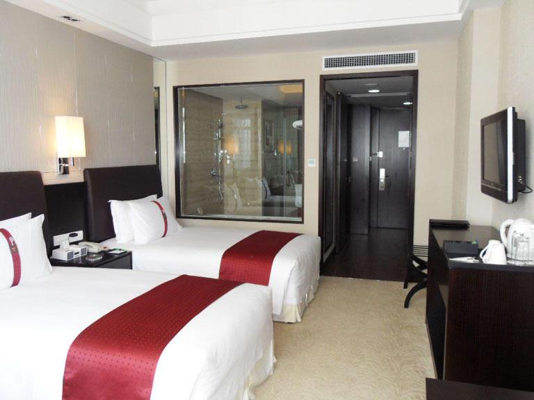 Отель Holiday Inn Hangzhou Thousand Island Lake