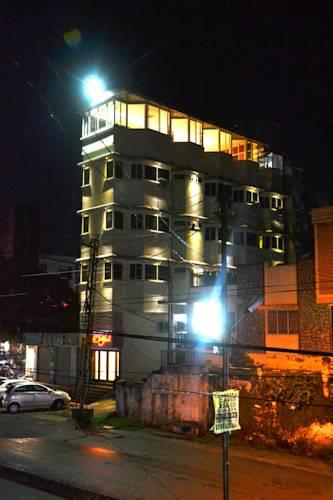 Отель Hotel Dayal