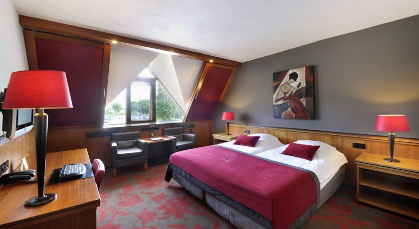 Отель Van der Valk Hotel Volendam