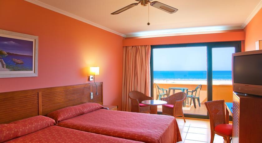 Отель Playa Marina Spa Hotel - Luxury