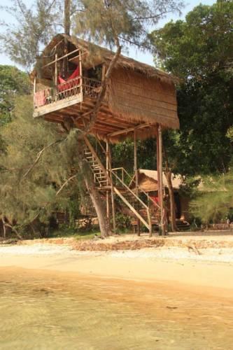 Отель Rumi Bungalows