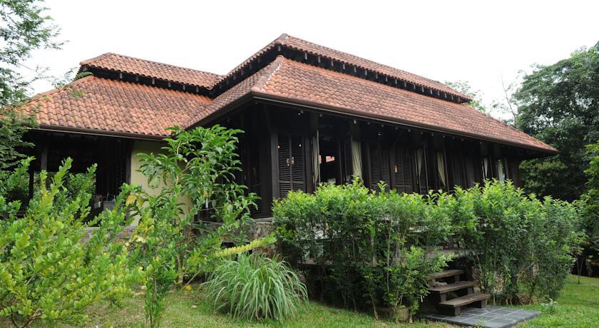 Отель Kuang Kampung Retreat @ Sungai Buloh, Kuala Lumpur
