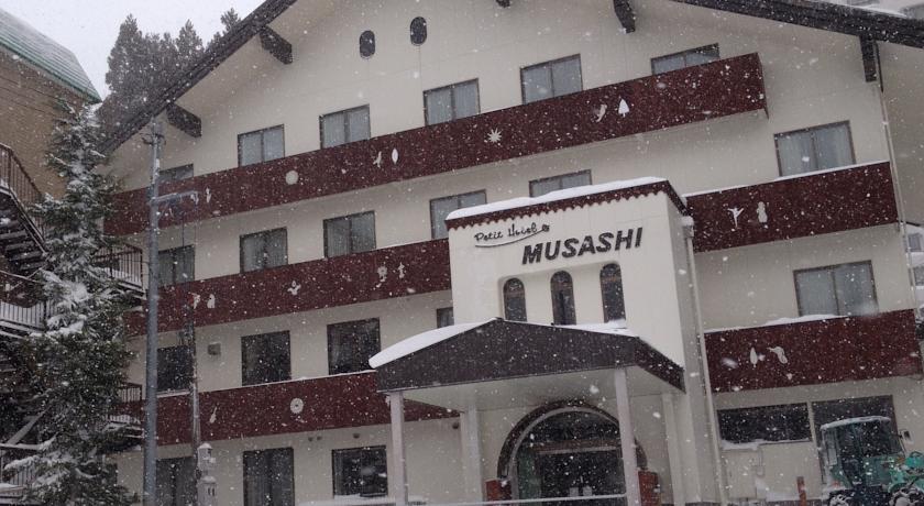 Отель Hotel Musashi