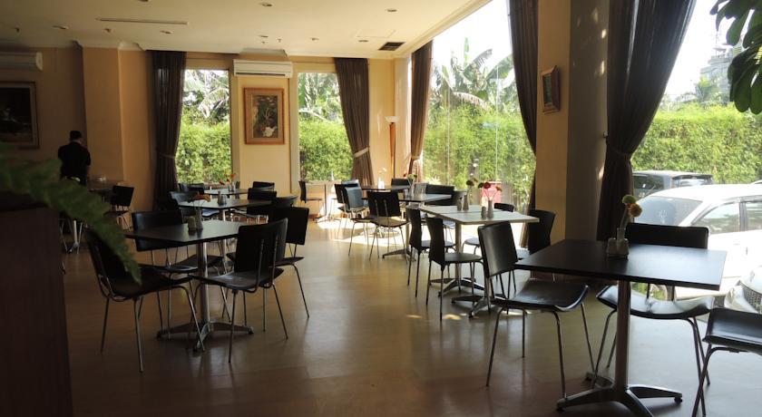 Banian Bulevar Hotel