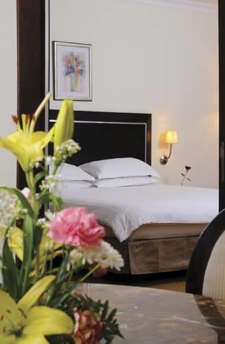 Отель Mövenpick Hotel Qassim