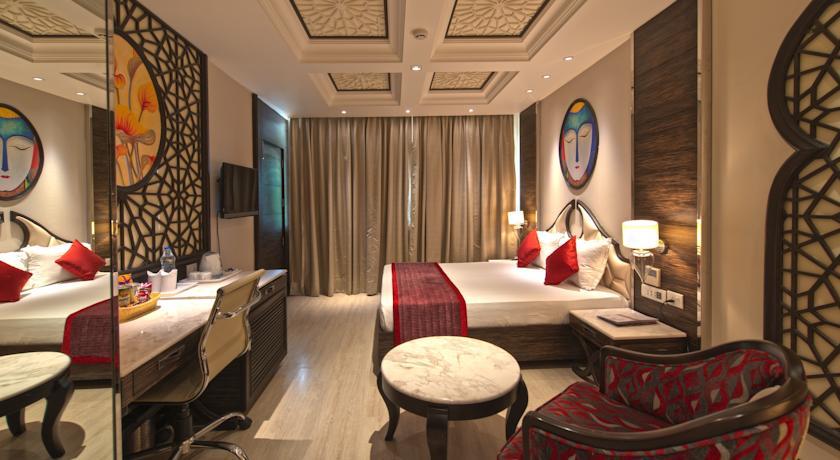 Отель The First Hotel