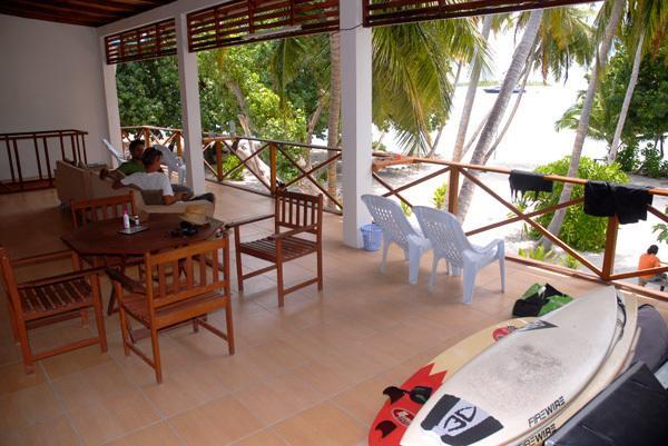 Гостевой дом Thulusdhoo Surf Camp