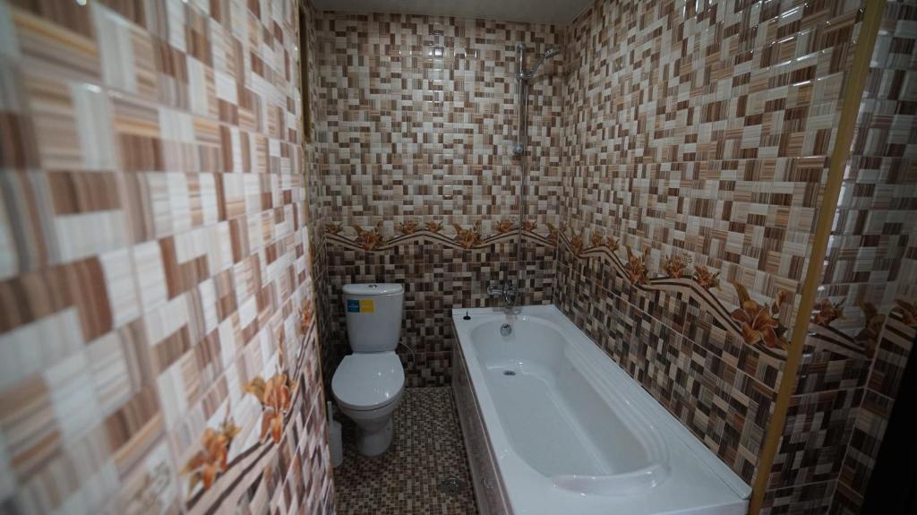 Гостевой дом Four Seasons Guest House
