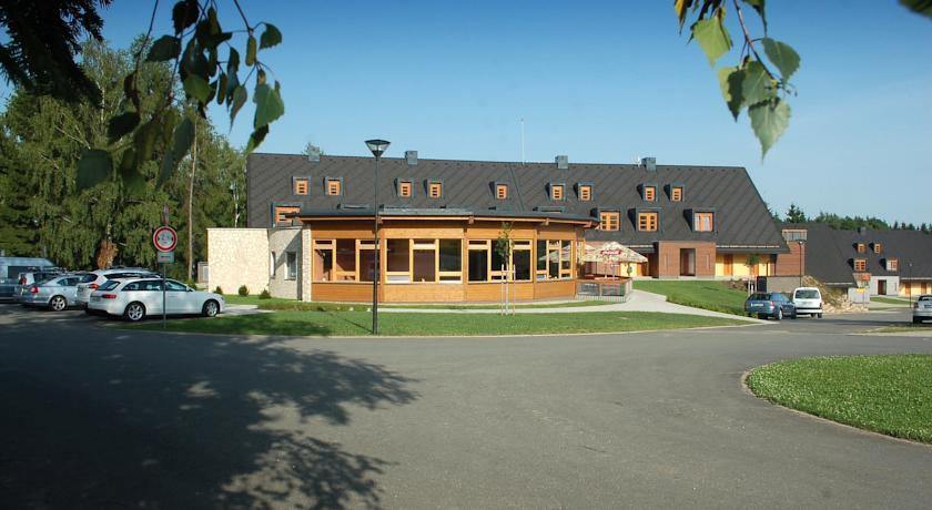 Отель Aparthotel pod Zakletým