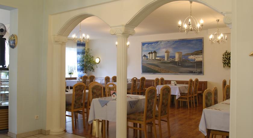 Отель Hotel Treffpunkt