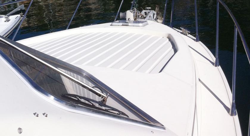Отель Boats & Breakfast Iseo Lake Lovere 2