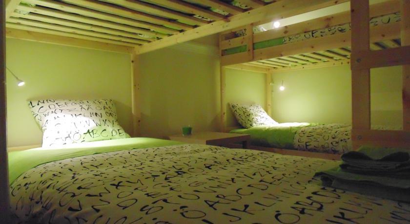 We Love Hostel