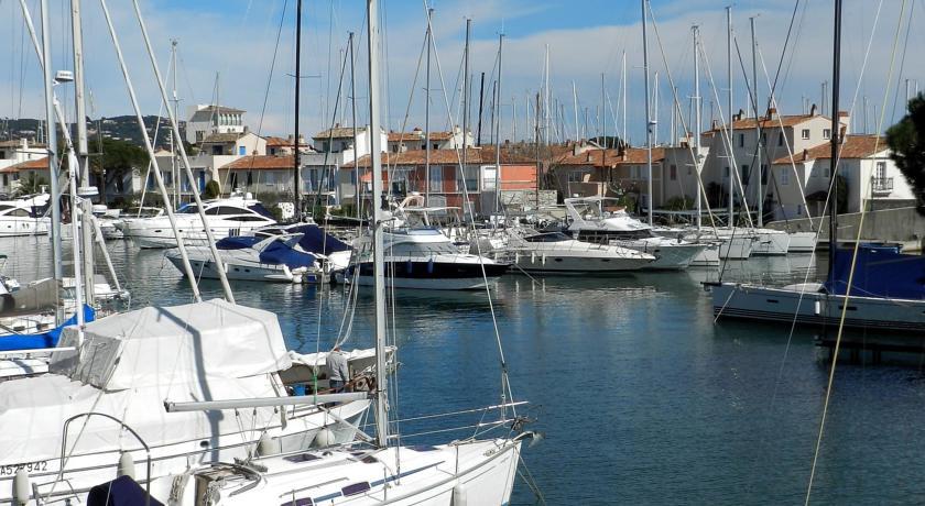 Апартаменты Apartment Grimaud