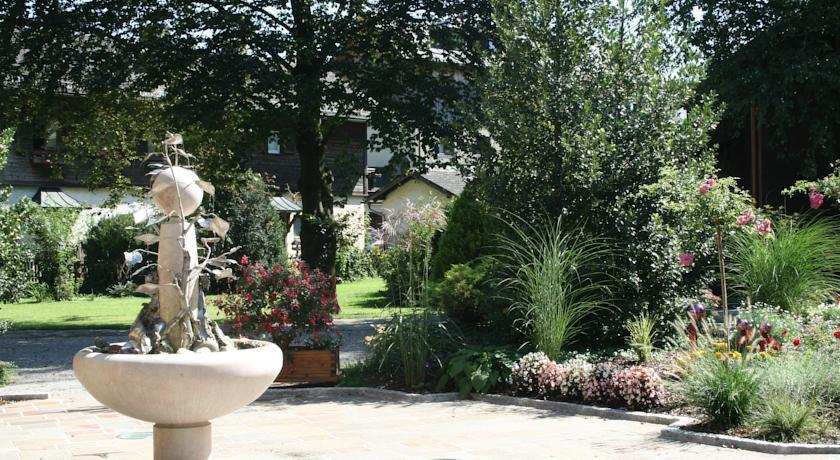 Гостевой дом Hotel Garni Sallerhof