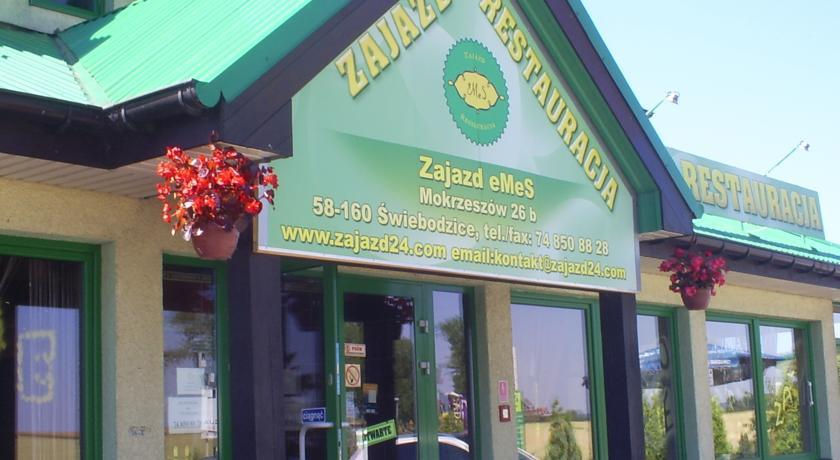 Отель Zajazd eMeS
