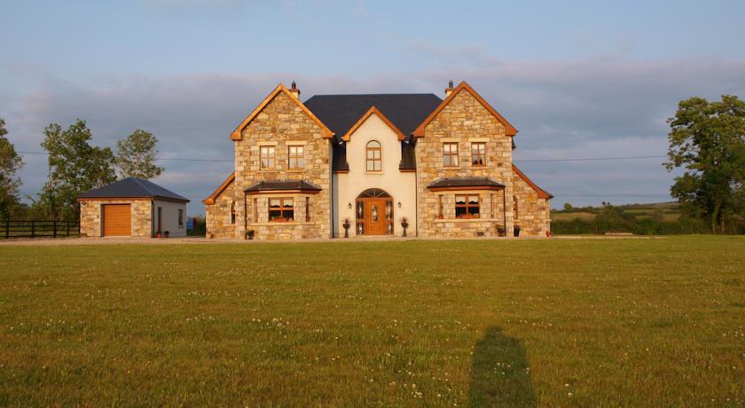 Мини-отель Ballinaboy Lodge Bed and Breakfast