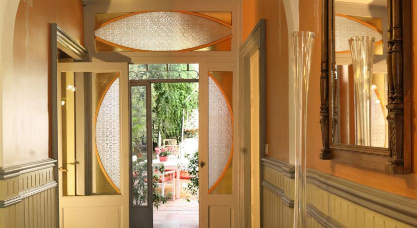 Мини-отель Les Chambres des Dames