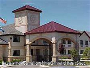 Отель Holiday Inn Express & Suites Napoleon