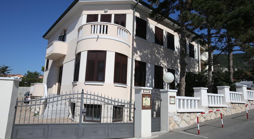 Мини-отель Bed & Breakfast Three Angels
