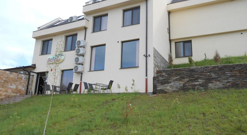 Отель Hotel Enchevi