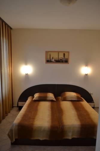 Vlasta Family Hotel