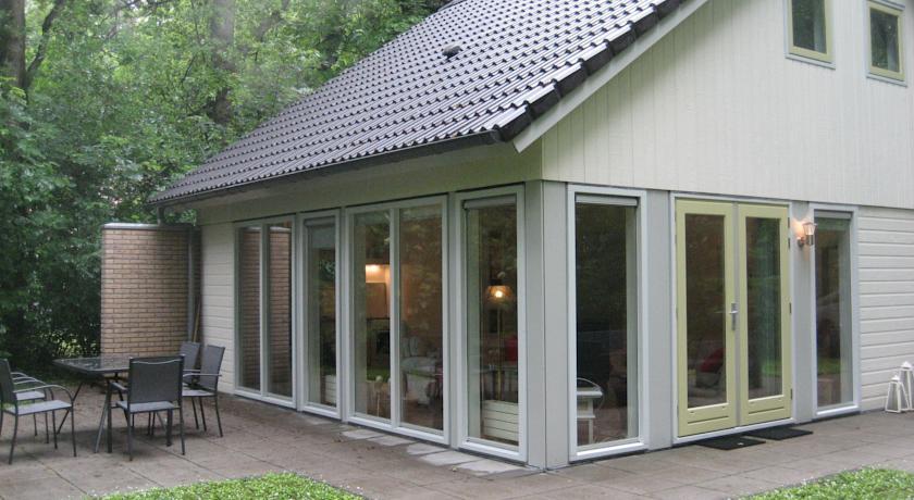 Апартаменты Vakantiehuis de BUIZERD/Fonteinbos