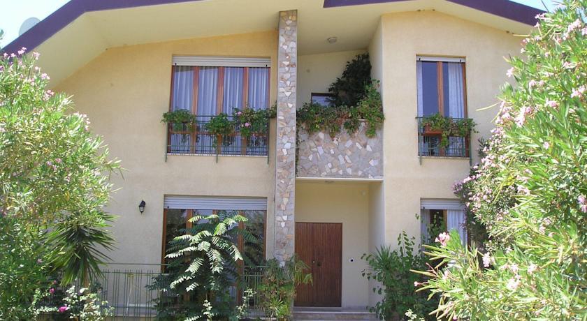 Мини-отель B&B "I MANDORLI"