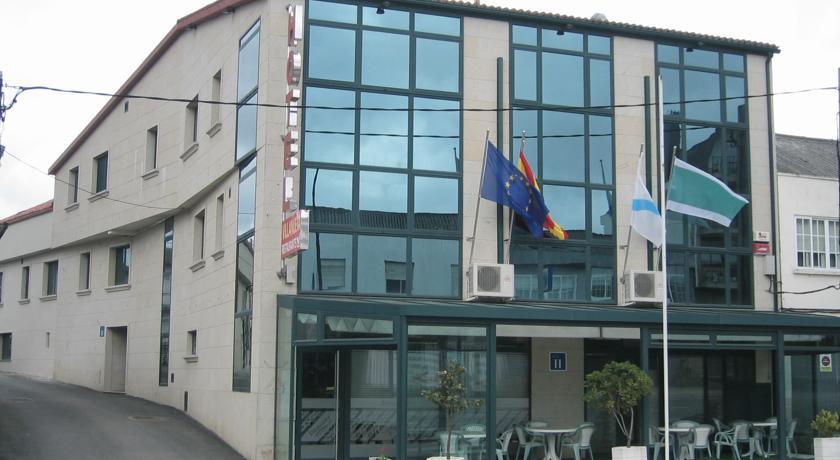 Отель Hotel Villanueva
