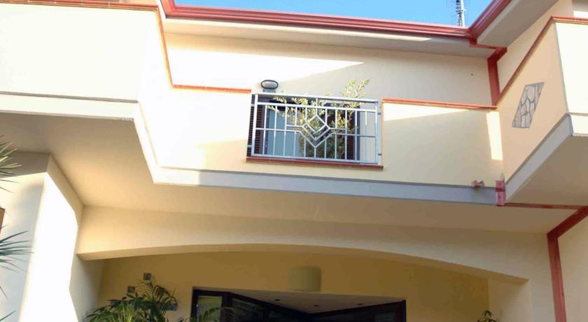 Отель Hotel Santa Rosa Centro Vacanze