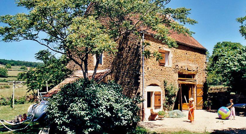 Вилла Les Pierres Dorees