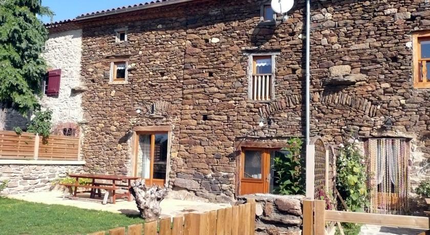 Апартаменты Le Gîte du Rocher
