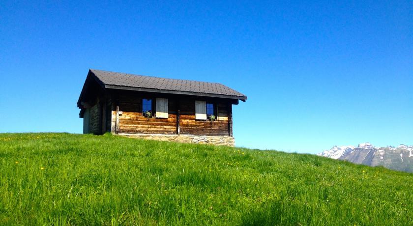 Отель Chalet @2200m Chüestall Hüttli
