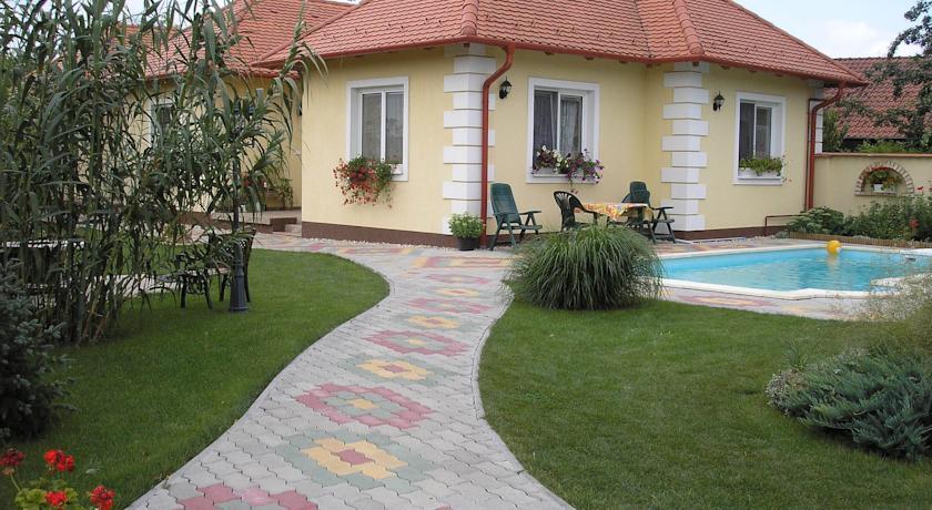 Kaktuszvirág Apartmanház