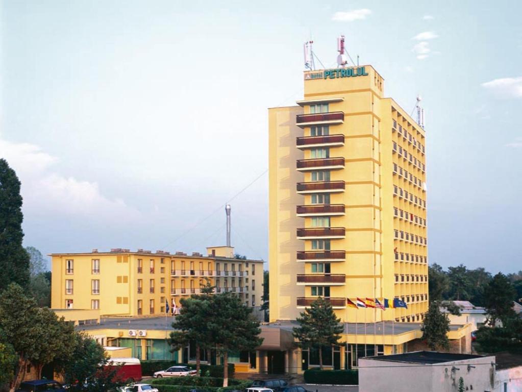 Отель Hotel Petrolul