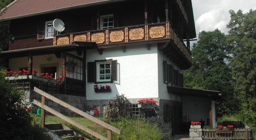 Апартаменты Haus der Klänge Döbriach