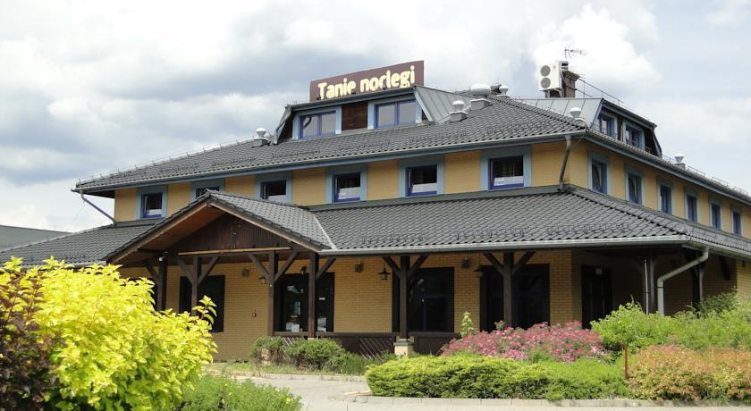 Отель Weranda Restaurant & Rooms