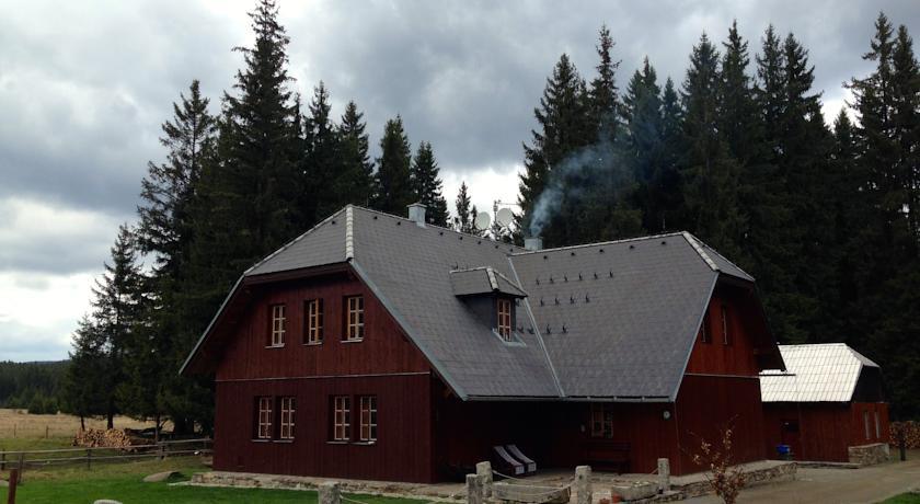 Гостевой дом Dvorec Nová Hůrka