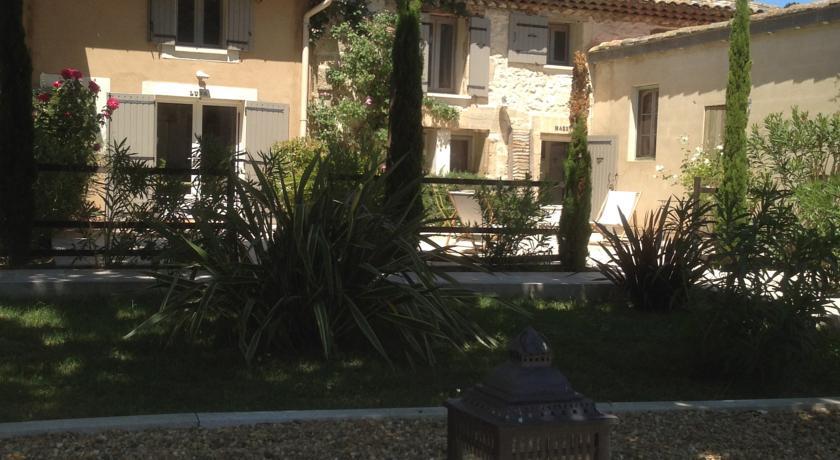Апартаменты Les masets du Domaine Saint Estève