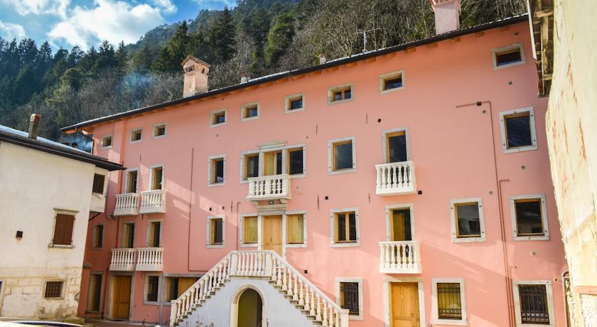 Апартаменты Perarolo Halldis Apartments