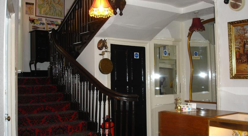 Гостевой дом Highgate Hotel