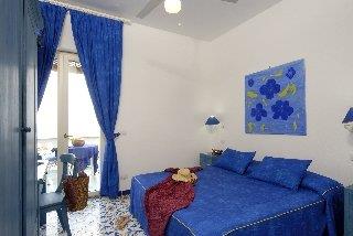 Отель Hotel La Sirenella