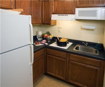 Отель Home-Towne Suites Bowling Green