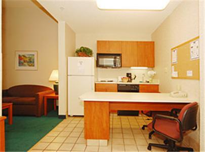 Отель Mainstay Suites Wilmington