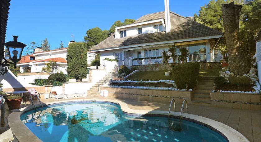 Вилла Villa Torredembarra 1