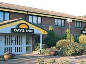Отель Days Inn Michaelwood M5